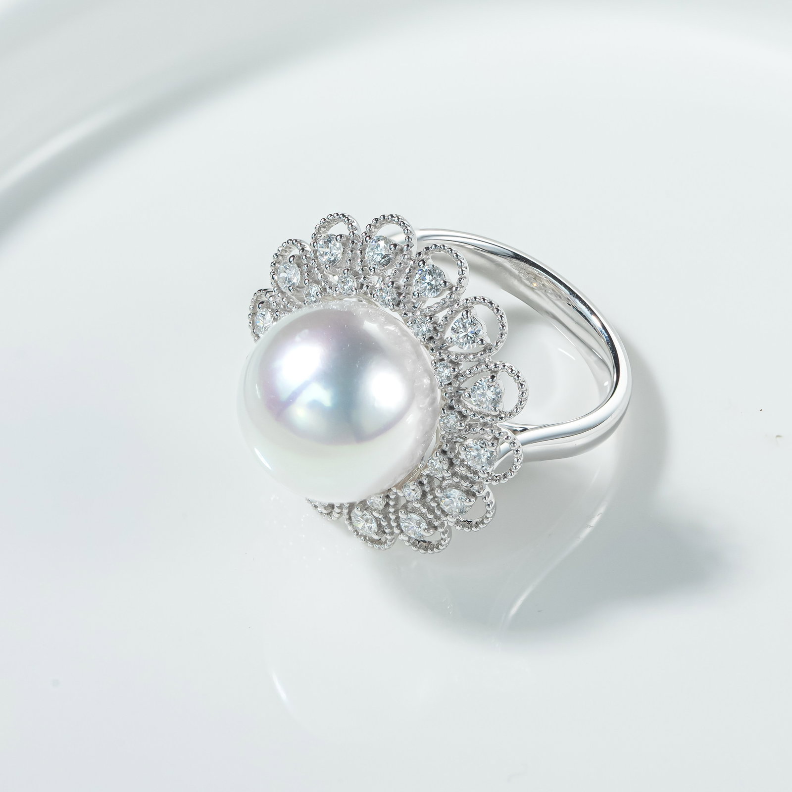 18K Gold South Sea White Pearl Ring - 2