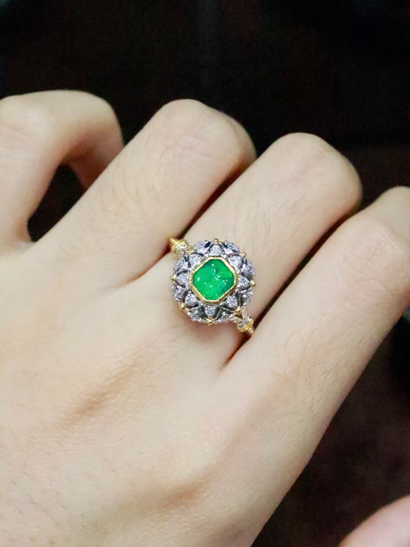 Platinum Natural Emerald Ring - 5