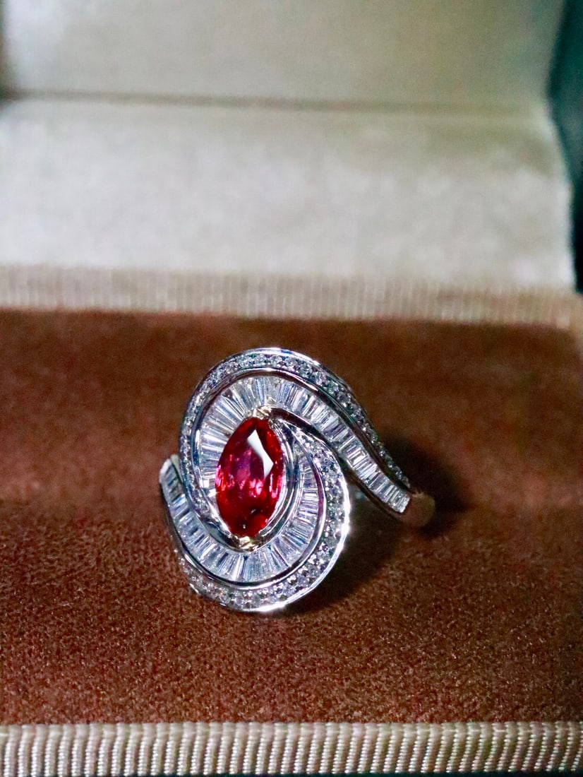 18K Gold Natural Unheated Ruby Ring - 4