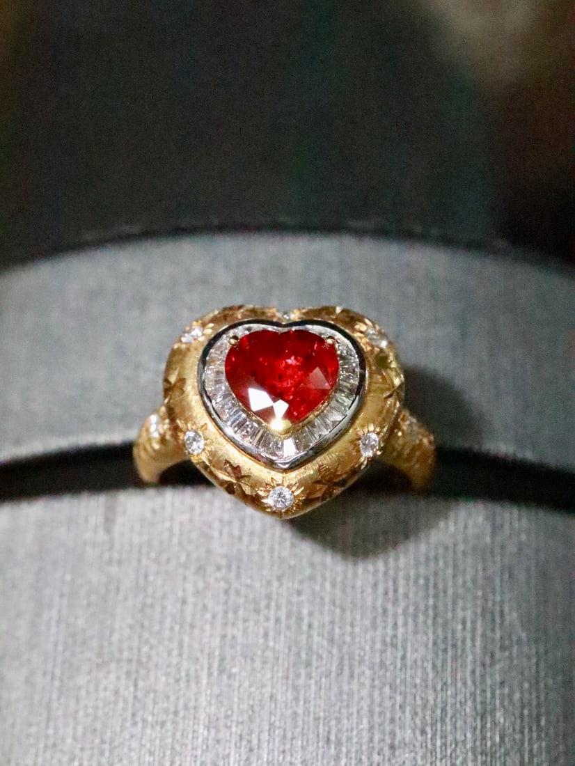 18K Gold Natural Ruby Ring - 4
