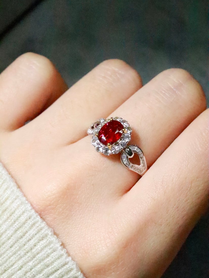 18K Gold Natural Unheated Ruby Ring - 6