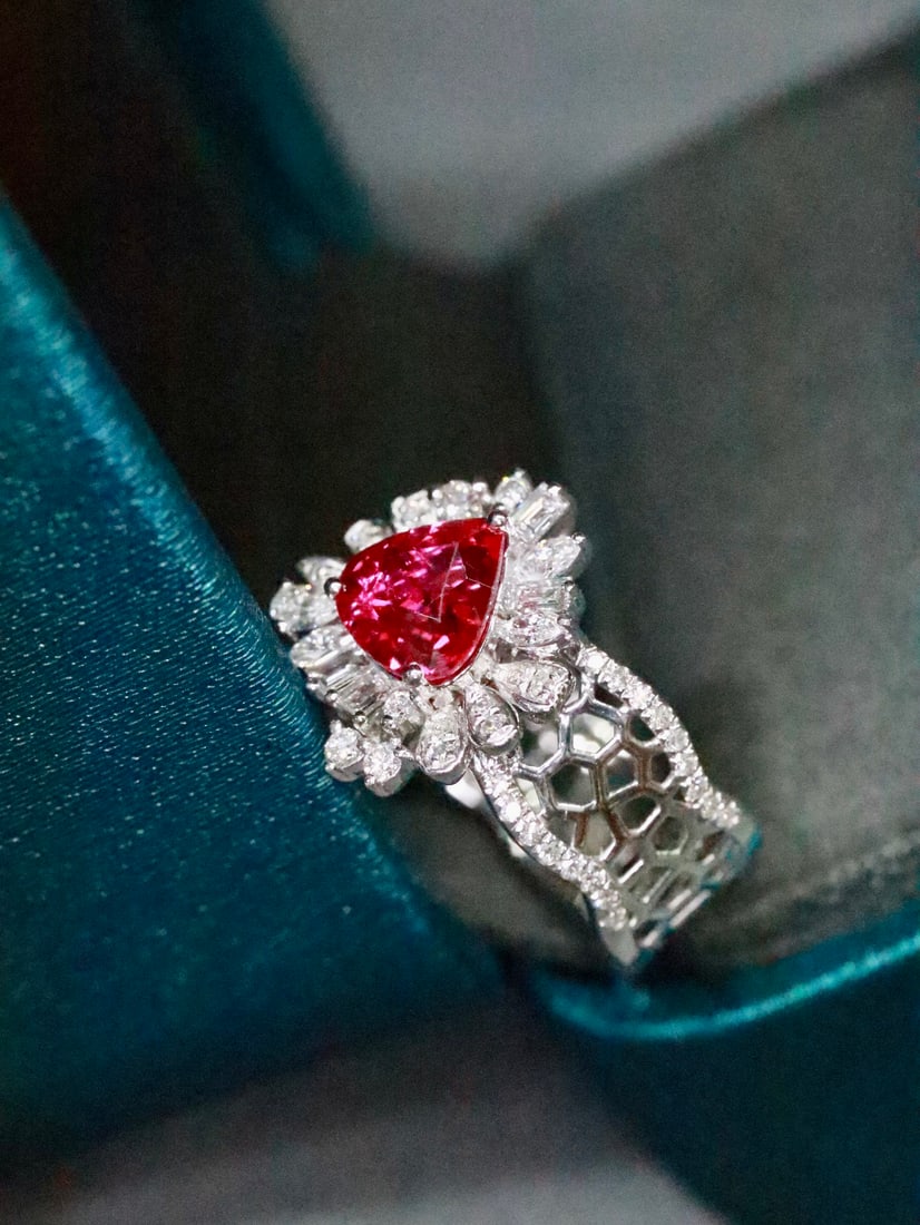 Platinum Natural Unheated Ruby Ring - 3