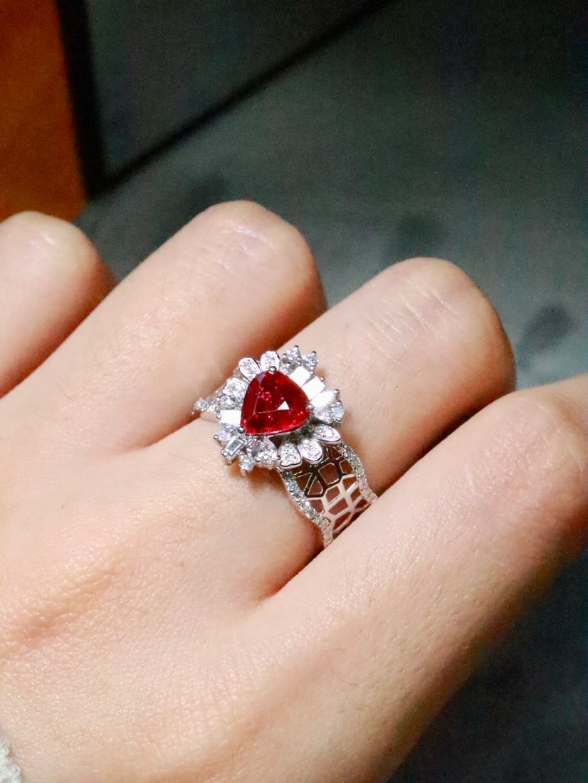 Platinum Natural Unheated Ruby Ring - 6
