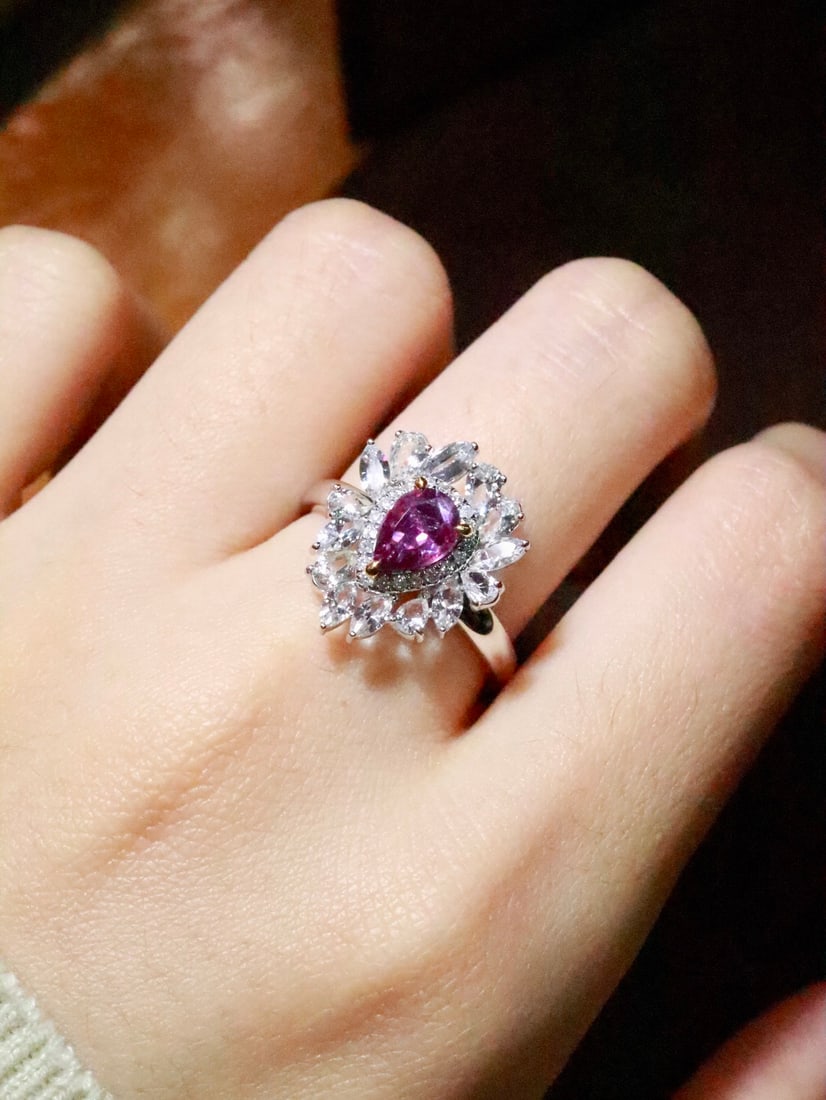 18K Gold Natural Blue Sapphire Ring - 6