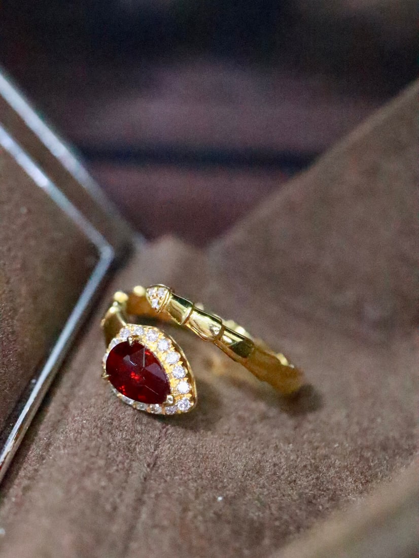 18K Gold Natural No-Heat Ruby Ring - 4