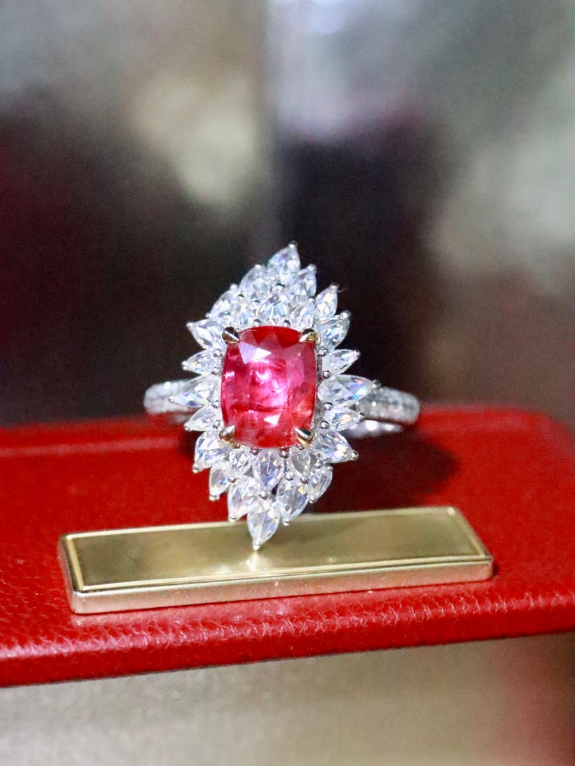 18K Gold Natural Unheated Ruby Ring - 4