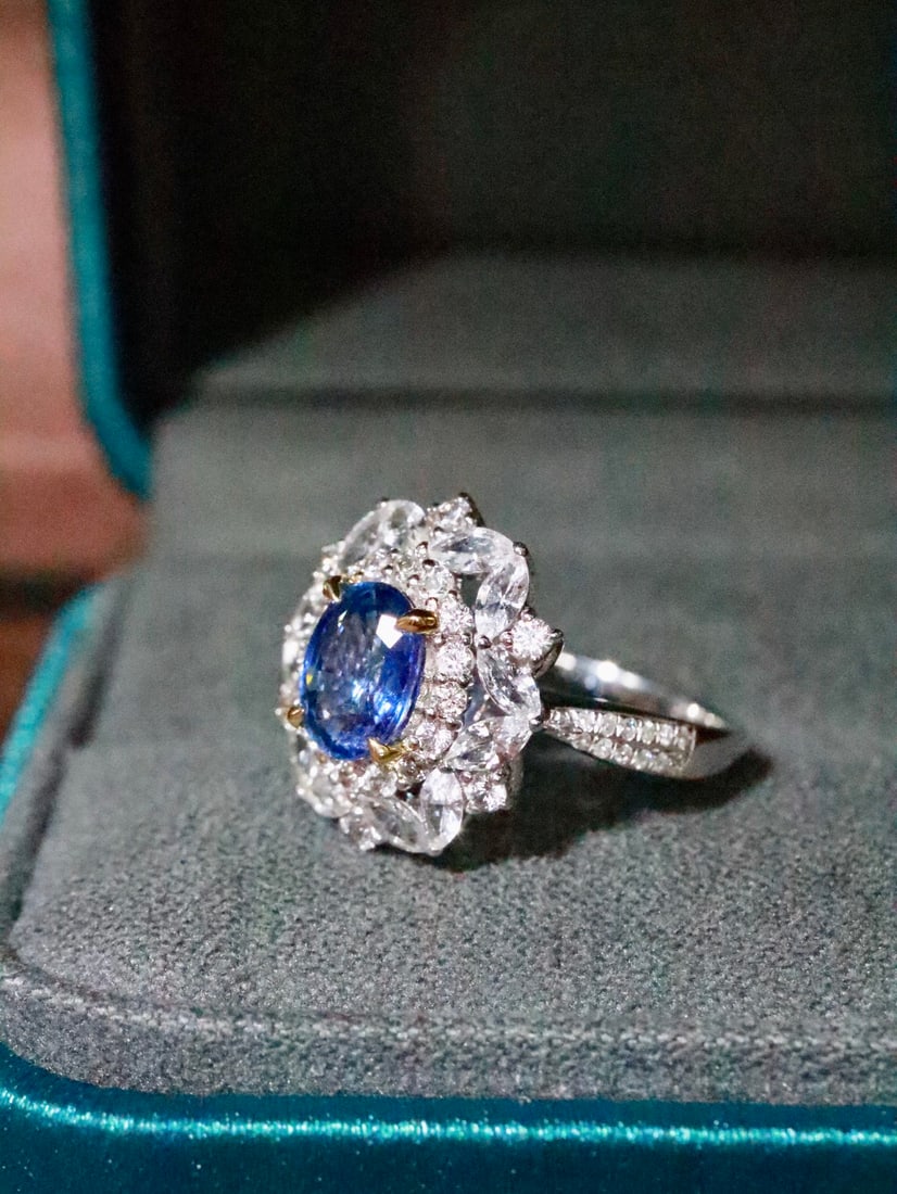 18K Gold Natural Sapphire Ring - 4