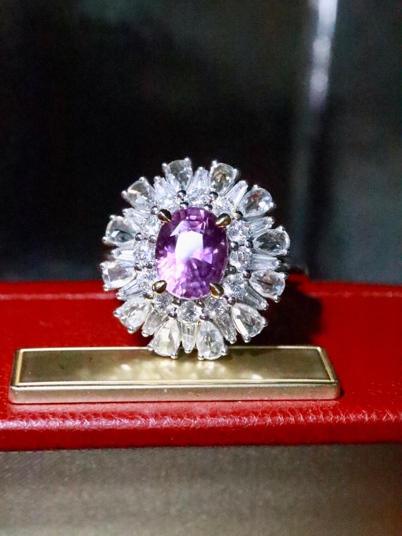 18K Gold Sapphire Ring - 4