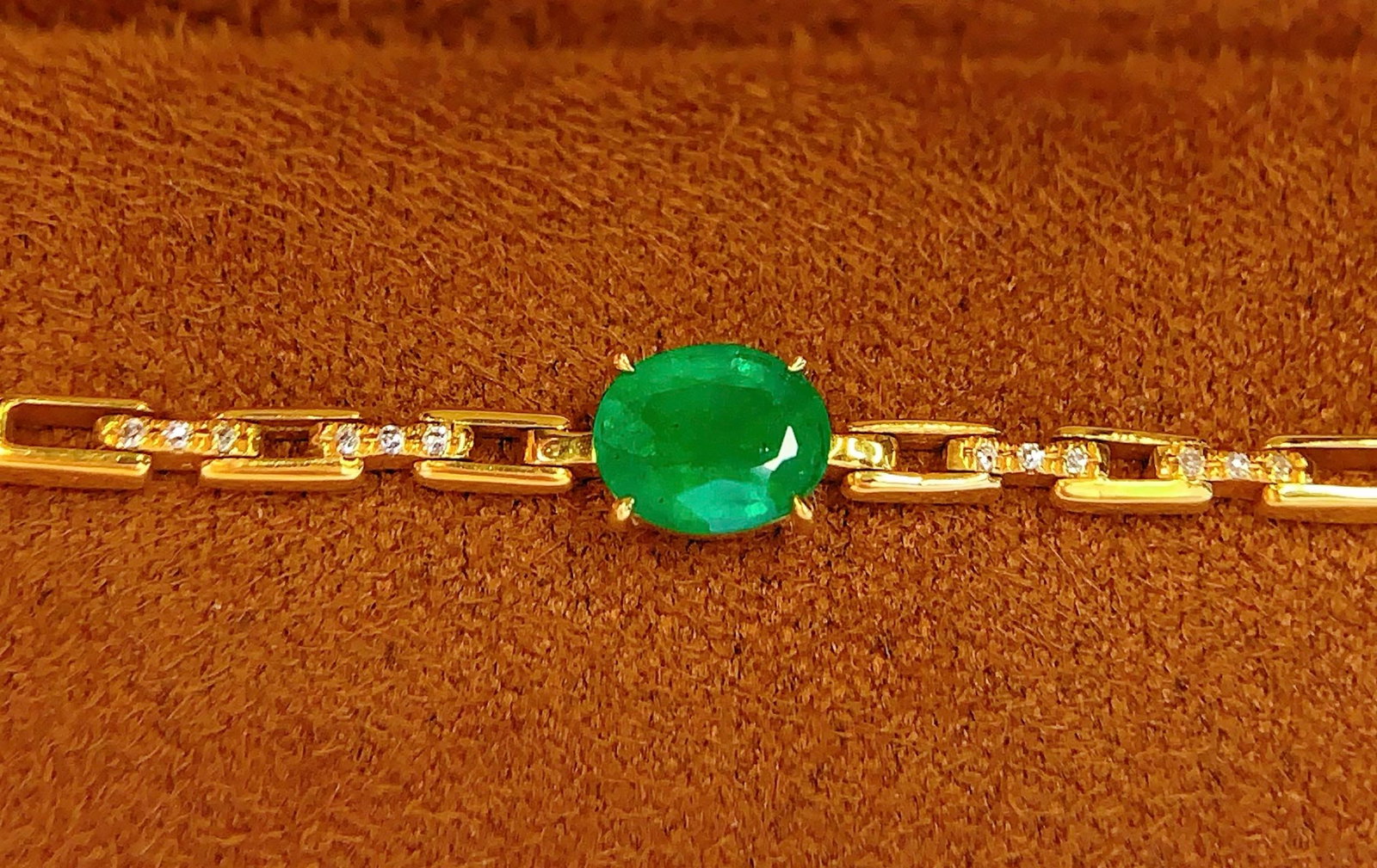 18K Gold Natural Emerald Bracelet - 3