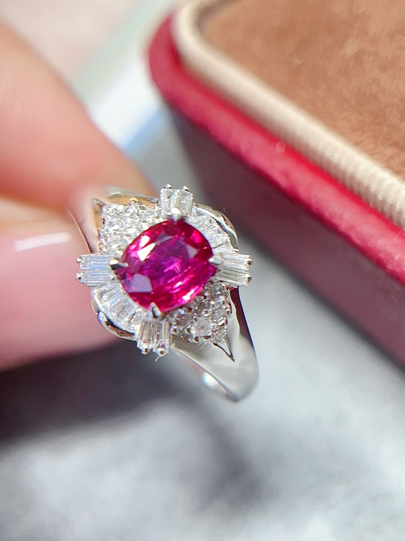 18K Gold Natural Unheated Ruby Ring - 3