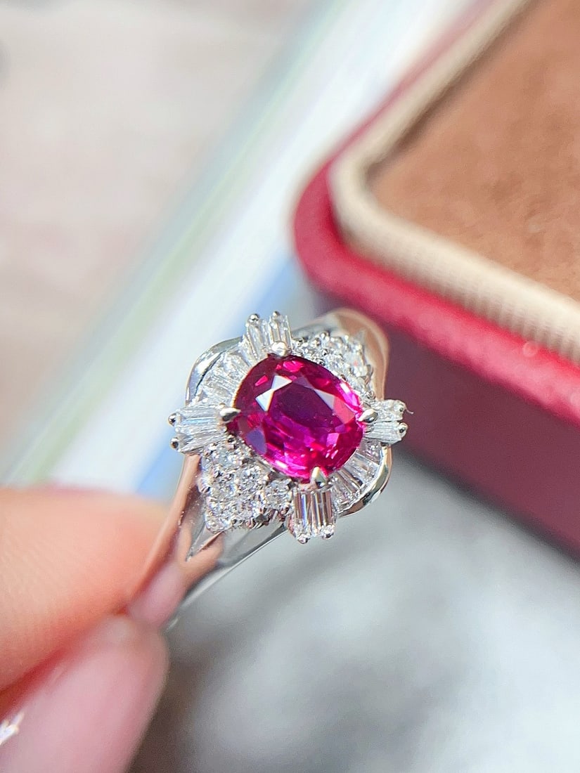18K Gold Natural Unheated Ruby Ring - 4