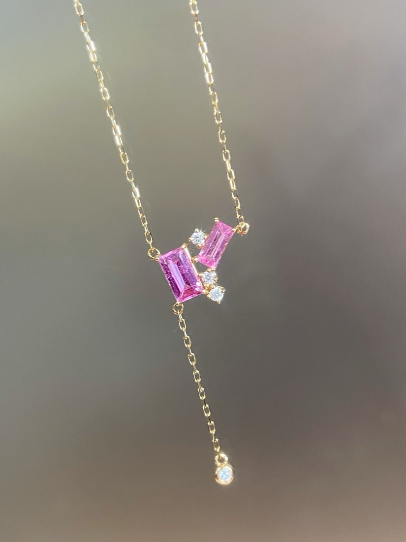 18K Gold Unheated Pink Sapphire Ring - 2