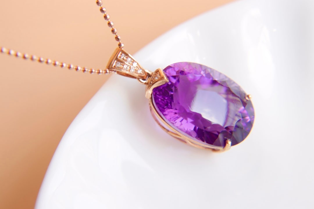 18K Gold Amethyst Diamond Pendant - 4