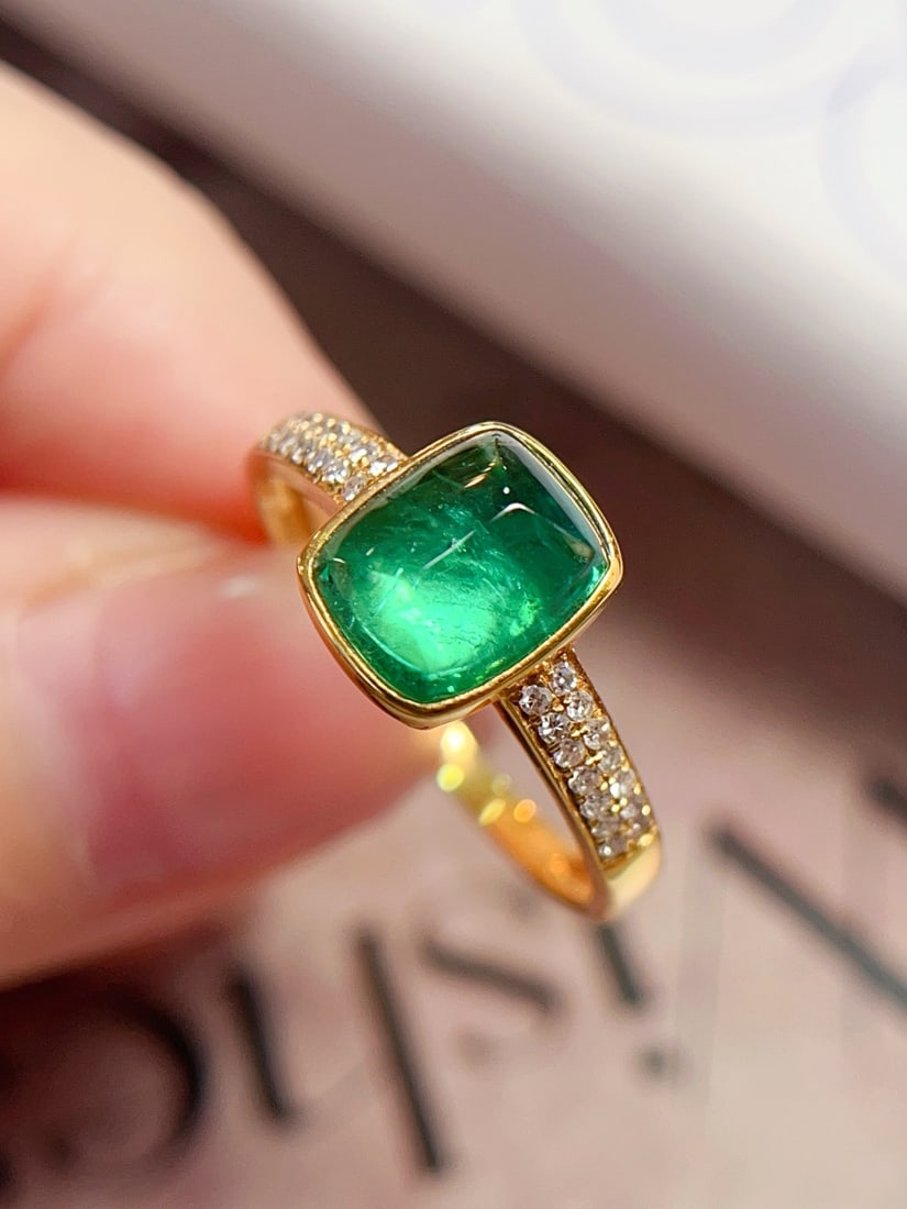 18K Gold Emerald Ring - 3