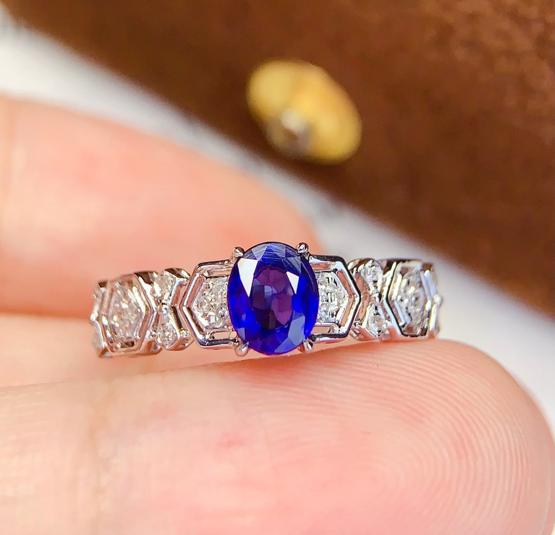 18K Gold Natural Sapphire Ring - 2