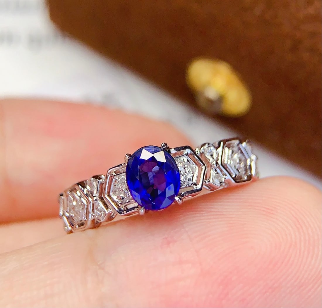 18K Gold Natural Sapphire Ring - 4