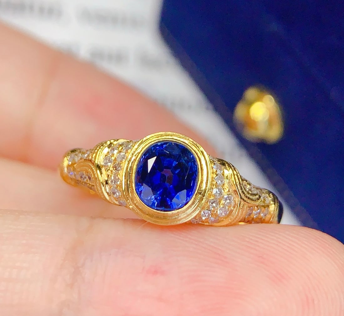 18K Gold Natural Sapphire Ring - 2