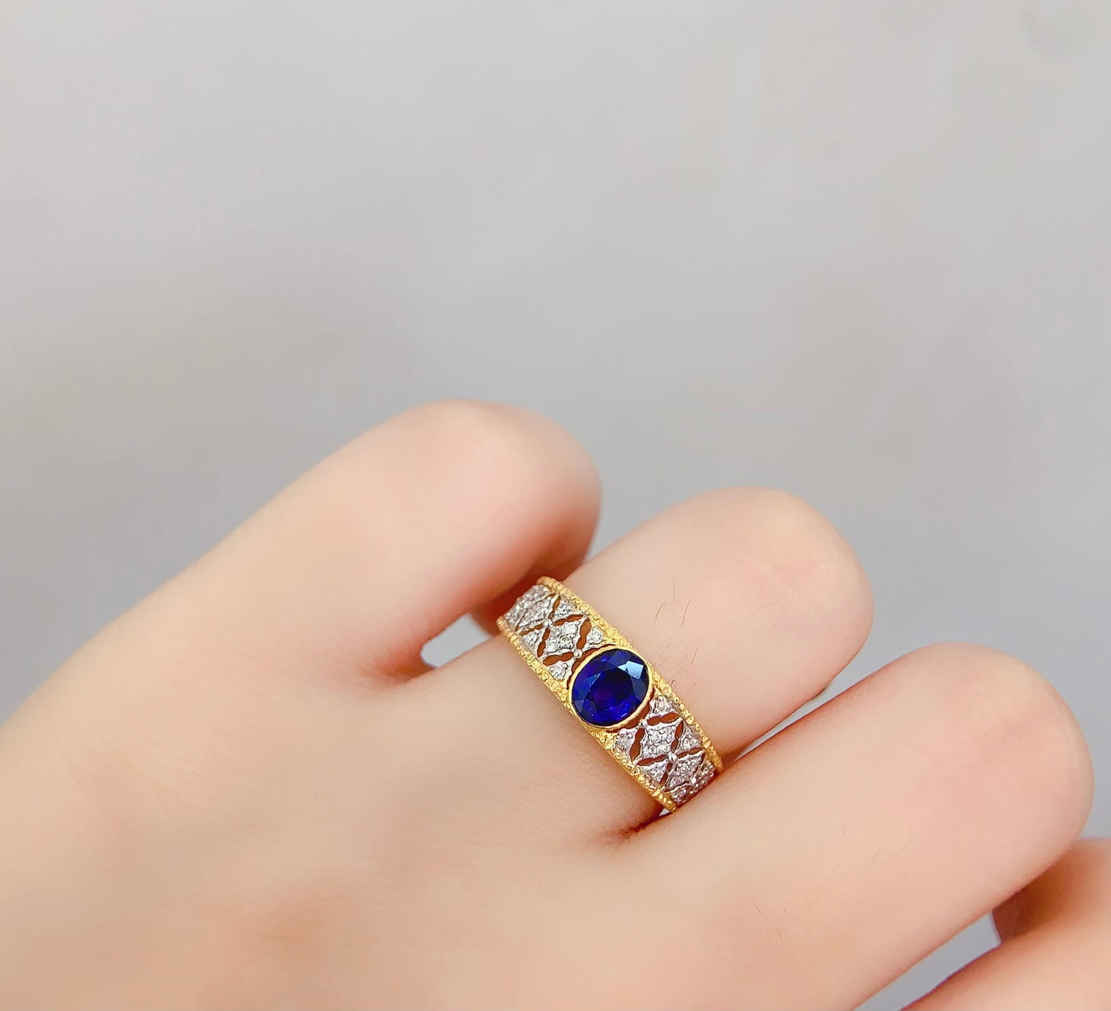 18K Gold Natural Sapphire Ring - 6