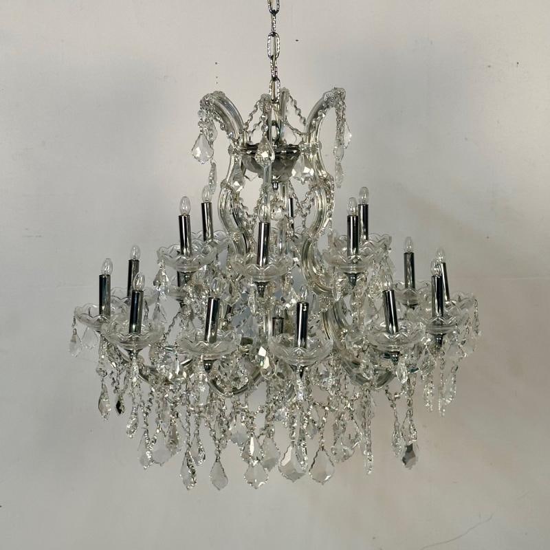 Venetian Style Crystal Chandelier, 19 Light - 3