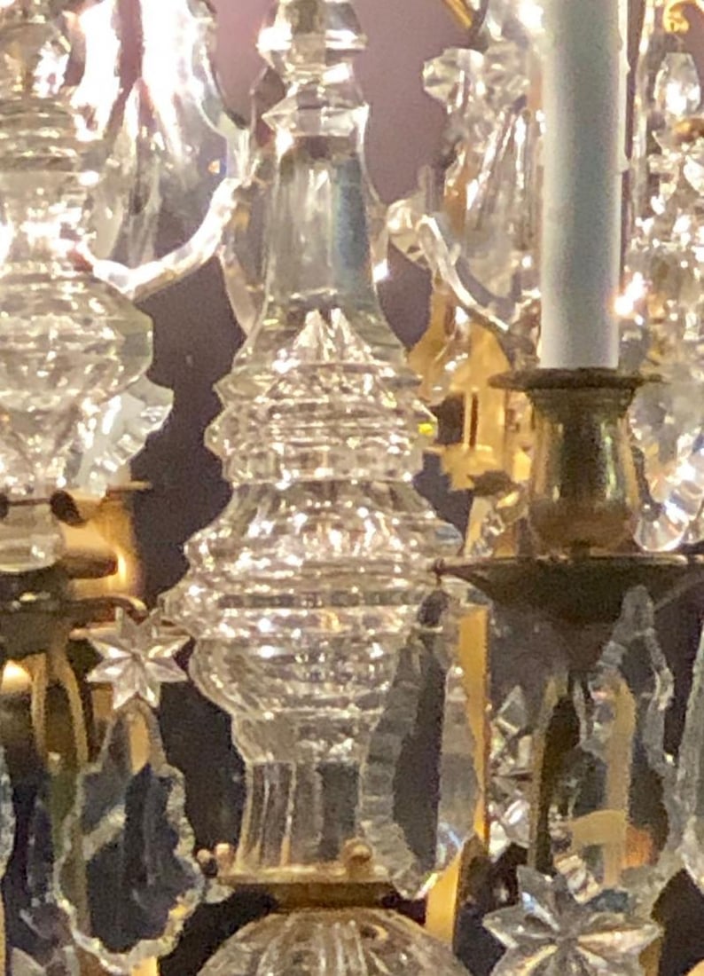 19th Century Bronze and Large Crystal Palatial Chandelier - 6