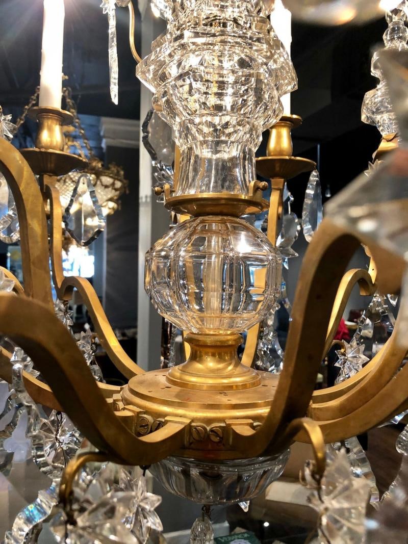 19th Century Bronze and Large Crystal Palatial Chandelier - 7