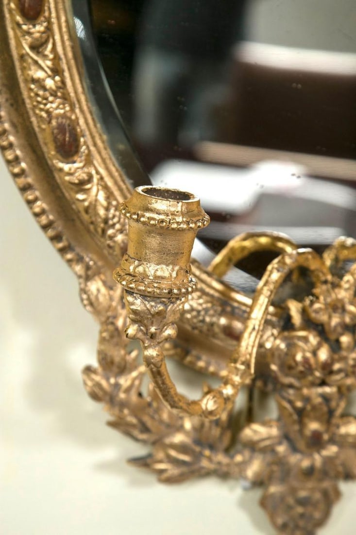 Pair 19th C Mirror Oval Sconces Giltwood Design With Two Candle On Each Mirror - 7