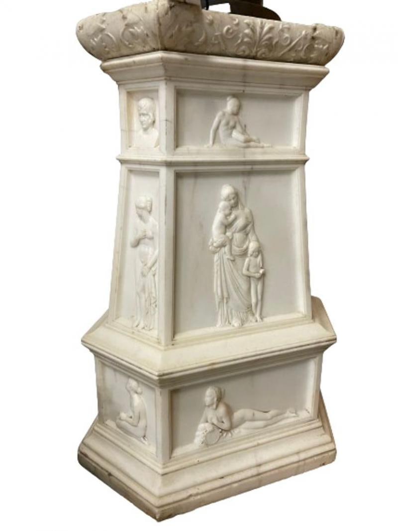 19th Century Italian Carrara Marble Pedestal, Neoclassical Carvings, Figural - 3