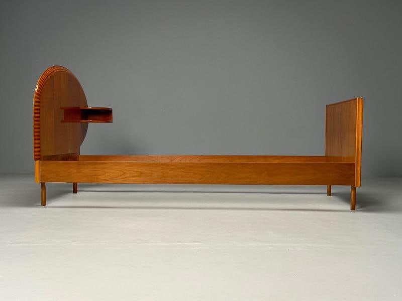 Italian Mid-Century Modern, Twin Bed with Shelf, Marquetry, Italy, 1950s - 5