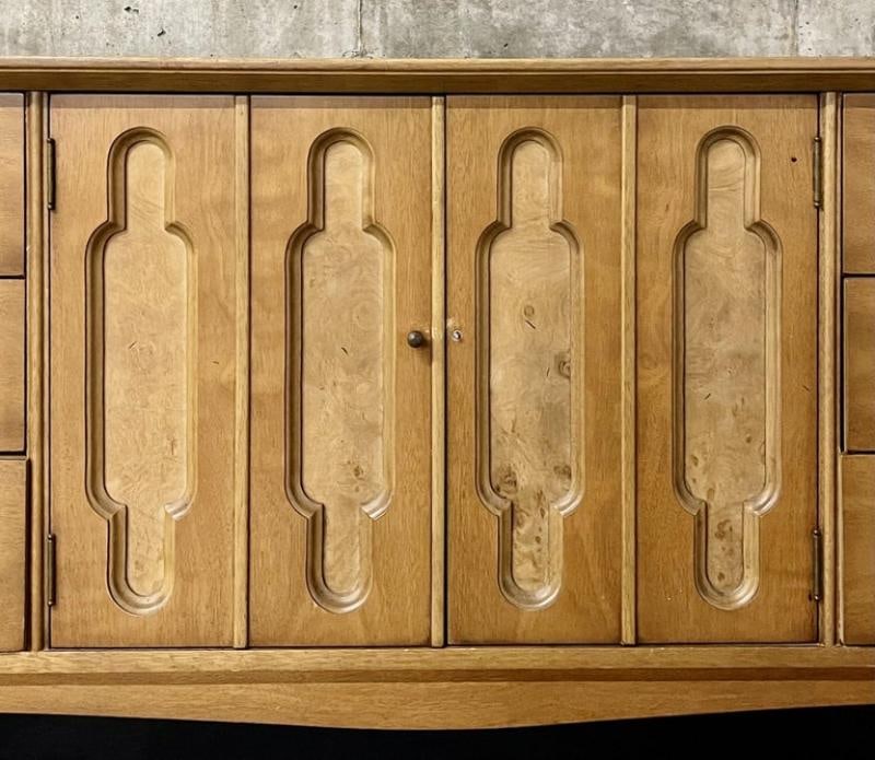 Mid-Century Modern Dresser, Sideboard by United Furniture Company - 9
