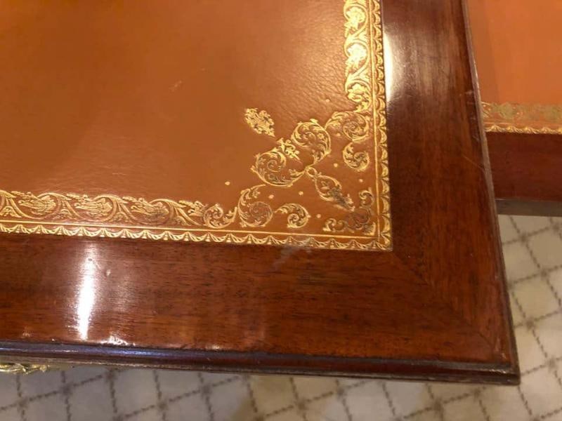 French Tortoise Wood Louis XVI Style Maison Jansen Partners Desk or Bureau Plat - 4