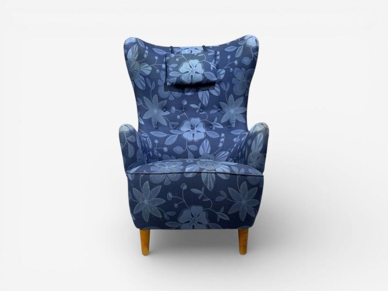 Danish Modern, Wingback Chair, Blue Fabric, Wood, Denmark, 1940s - 2