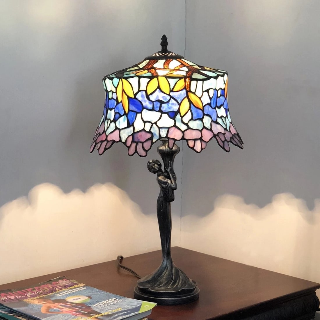 22" Stained Glass Wisteria Floral Table Lamp - 3