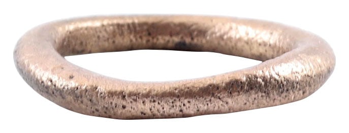 RARE VIKING WARRIOR'S BEARD RING 9TH-11TH CENTURY AD: 9th-11th century AD. Circular, 0.61" diameter 2.2mm thick with rounded faces. The use of beard rings by Vikings is well recorded though very few genuine examples survive. Professionally refurbished