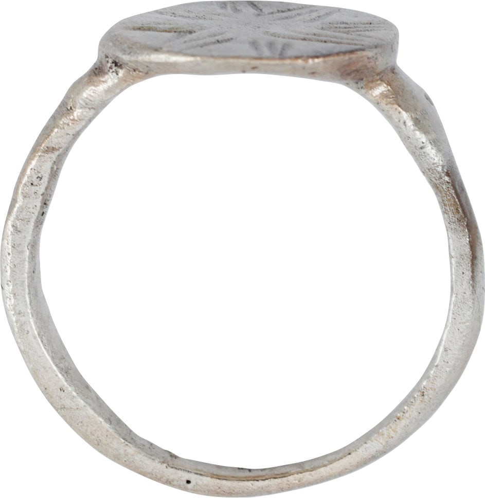 FINE MEDIEVAL RING, C.9TH-12TH CENTURY AD, SIZE 8 1/2 - 2