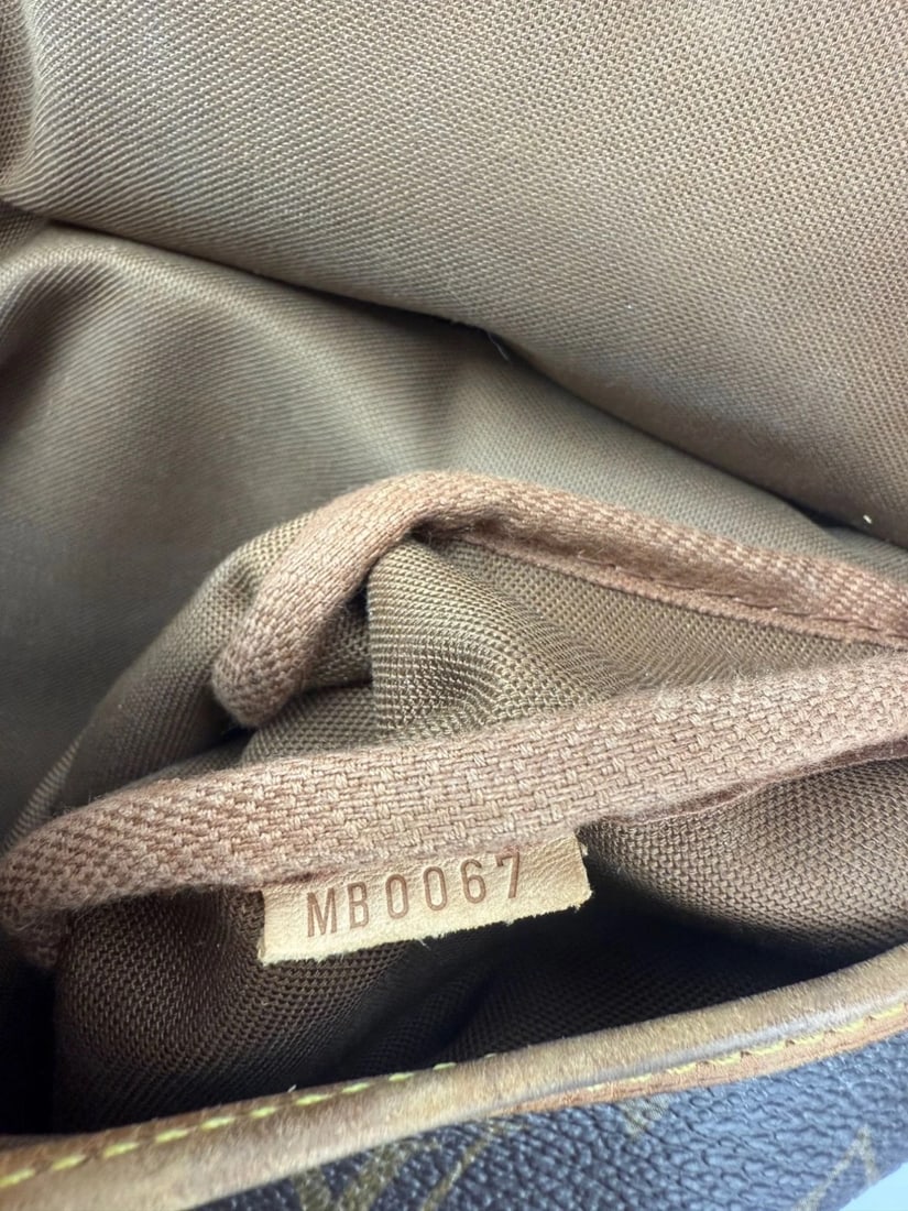 Louis Vuitton Monogram Saumur 30 Vintage Saddle Messenger CrossbodyBag - 7