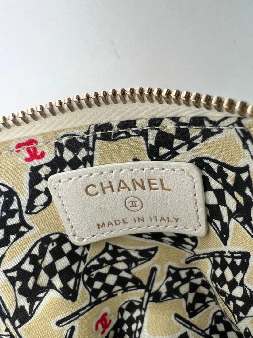 Chanel Caviar Quilted CC Zip Card Holder White Wallet ive - 7