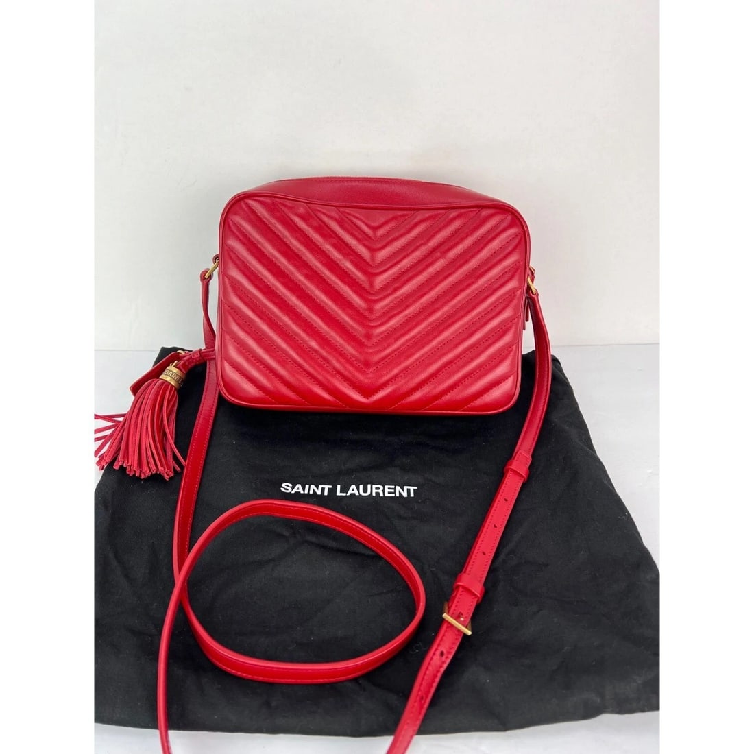 YVES SAINT LAURENT Matelasse Calfskin Lou Camera Red Crossbody Bag - 2