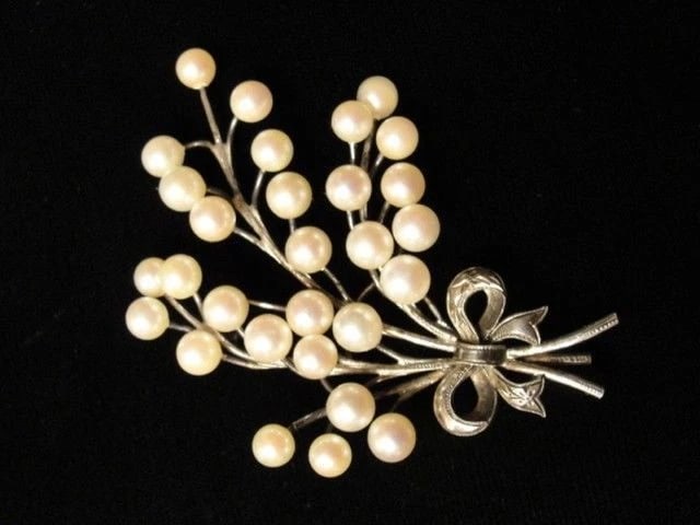 Sterling Silver Cultured Pearl Bow Bush Pin - 3