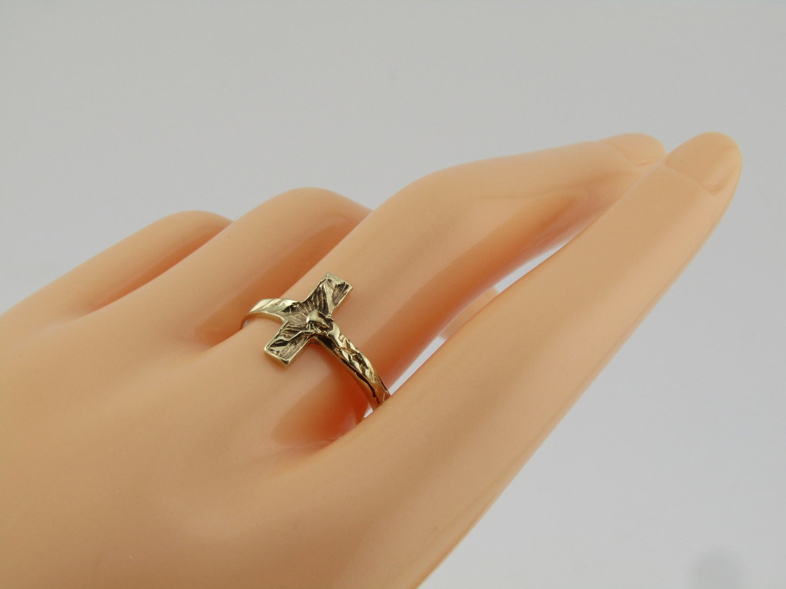 Vintage 10kt Crucifix Ring, Sz. 10, Unisex, 1980's-1990's - 6