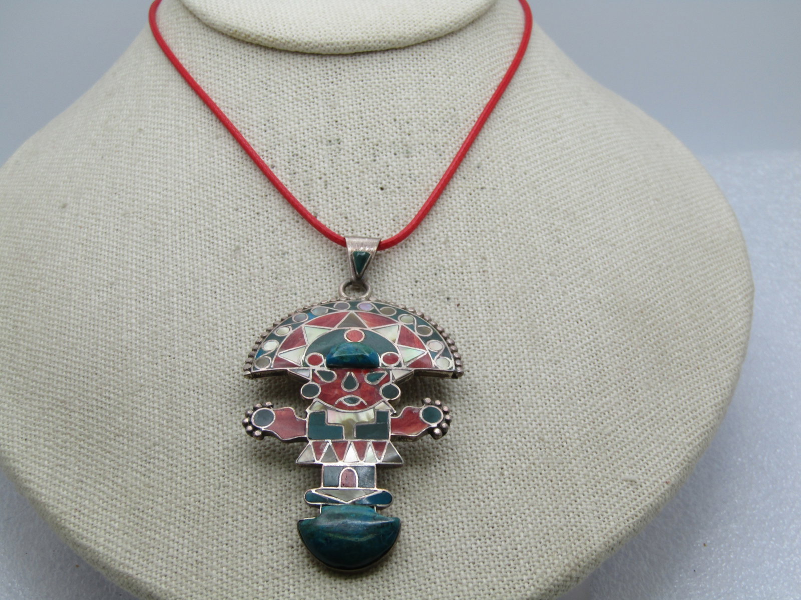 Vintage Peruvian Tumi Inlaid Necklace, Spiny Oyster and More - 2