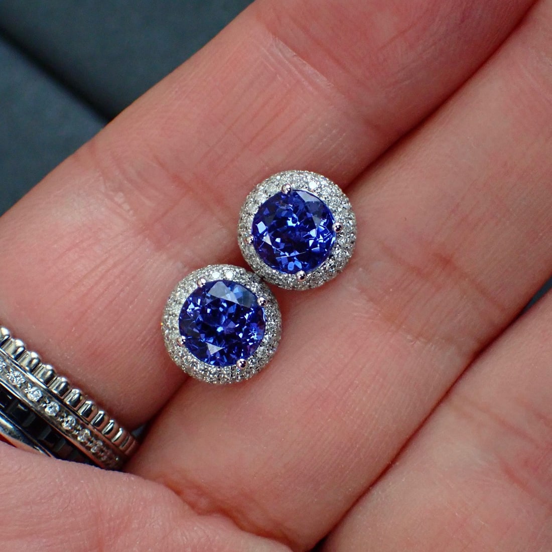 14K GOLD 2.85 CT NATURAL TANZANITE and DIAMOND EARRINGS - 2