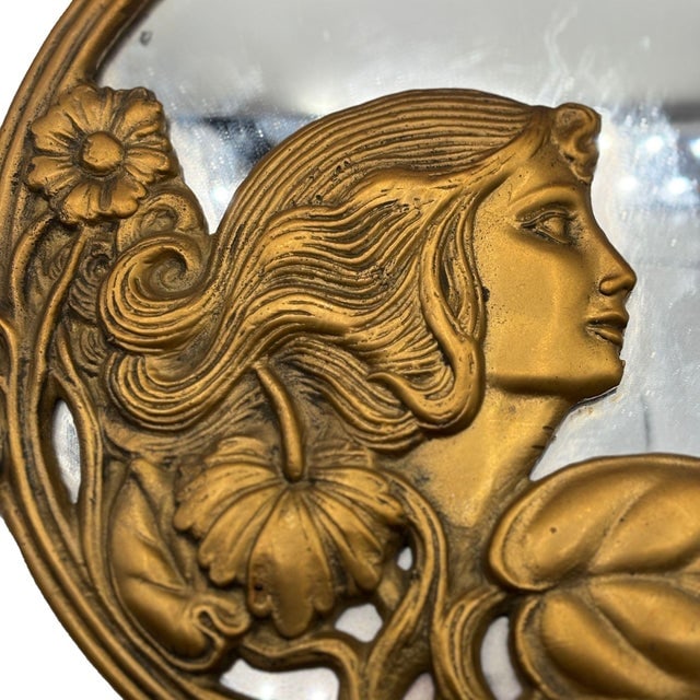 1910s Cast Brass Art Nouveau Round Wall Mirror With Ivy Lady Portrait - 4