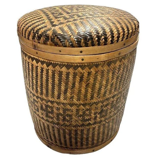1970s Tall Traditional Thai Hand Woven Wicker Rice Storage Basket With Lid - 2