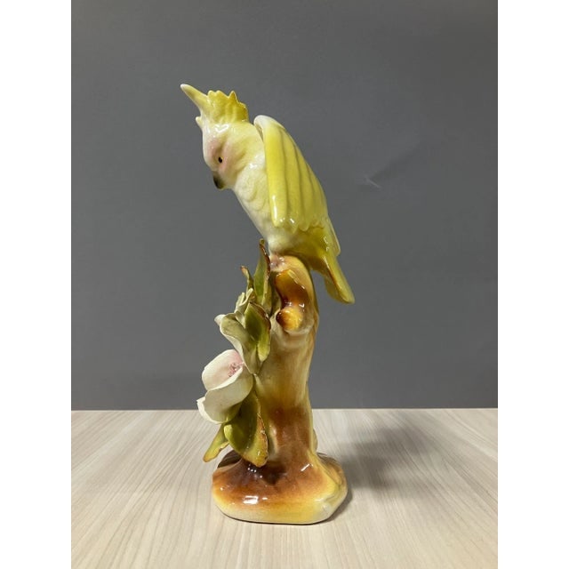 1940s California Pottery Ceramic Tropical Cockatoo on Hibiscus Branch Statue - 7