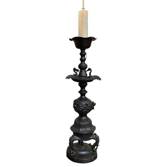 Mid-Century James Mont Style Bronze Chinese-Inspired Table Lamp - 7
