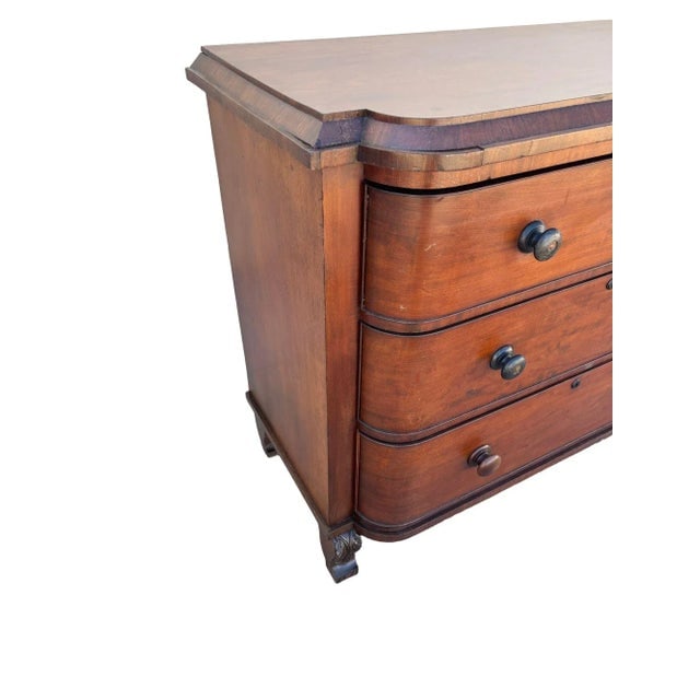 Late 19th Century Victorian Queen Anne Lowboy Dresser With Sculpted Front - 7