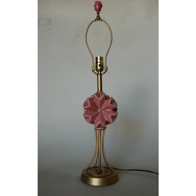 Mid Century Brass Spindel Table Lamp W/ Ceramic Flower Accent - 2