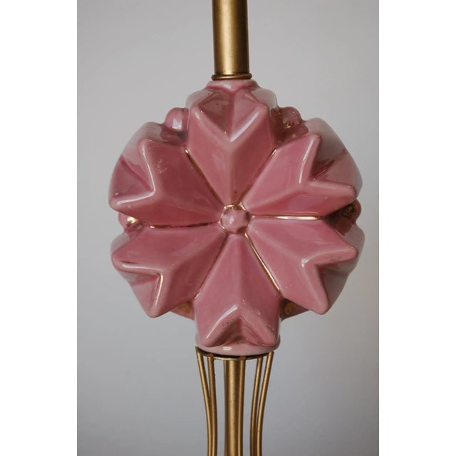 Mid Century Brass Spindel Table Lamp W/ Ceramic Flower Accent - 3