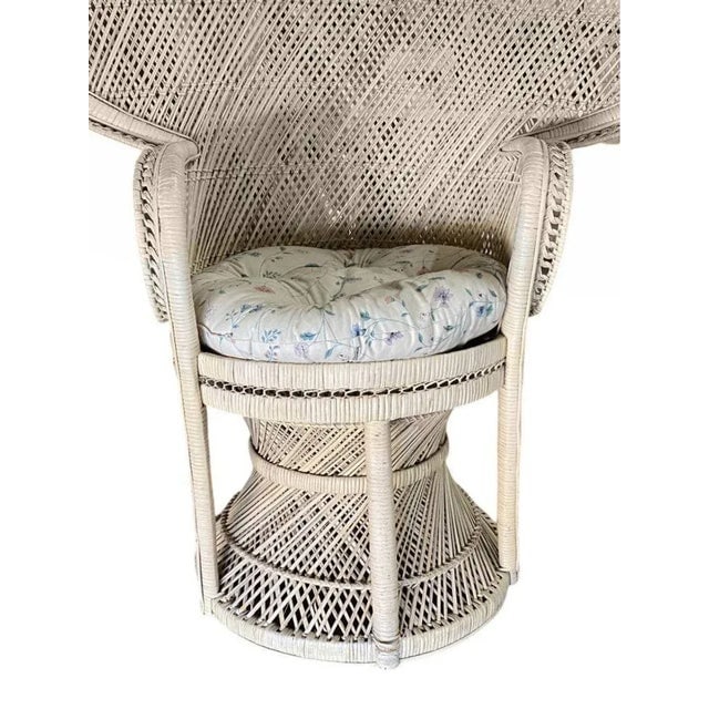 Restored 1970s Rattan Large Pale Woven Wicker "Cobra" Lounge Throne Chair - 7