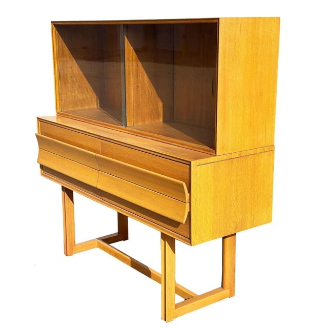 1950s Blonde Birch Buffet W/ China Cabinet by Paul Laszlo for Brown Saltman - 3